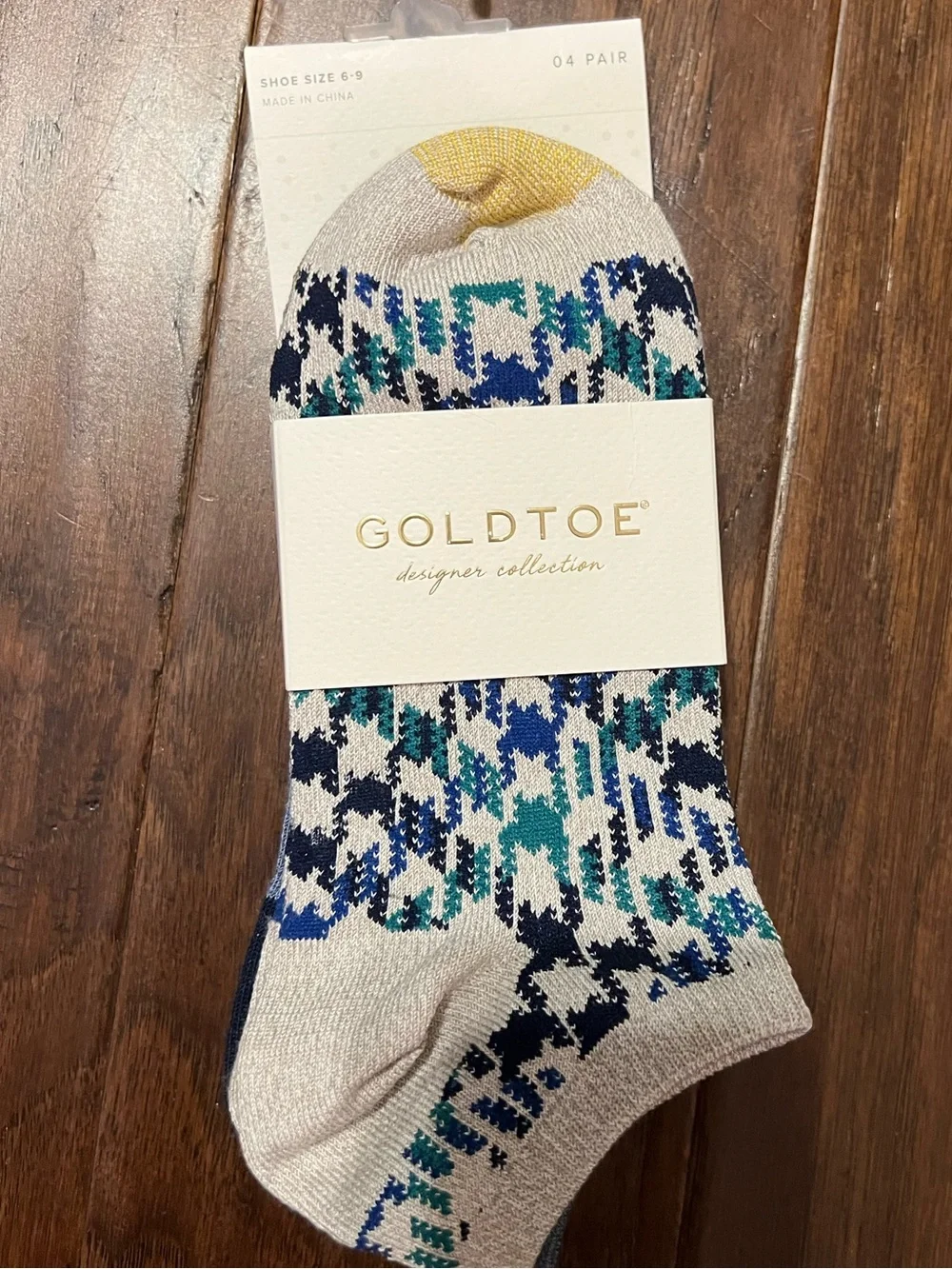 Goldtoe Designer Collection Houndstooth No Show Socks 4-Pack - Shoe Size 6-9 $20